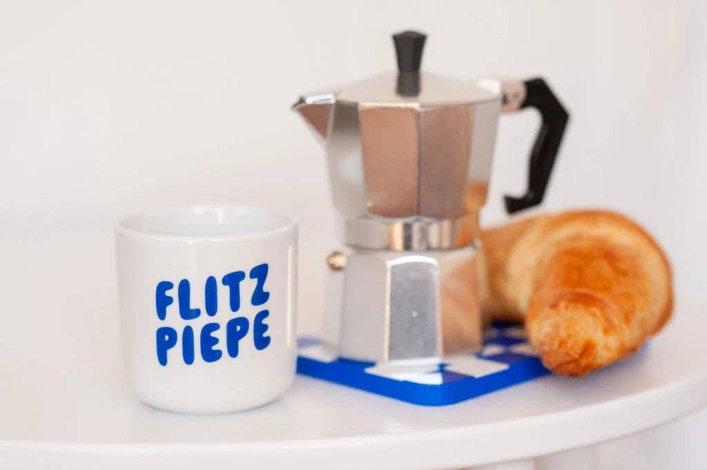 FLITZPIEPE BECHER • BLAU